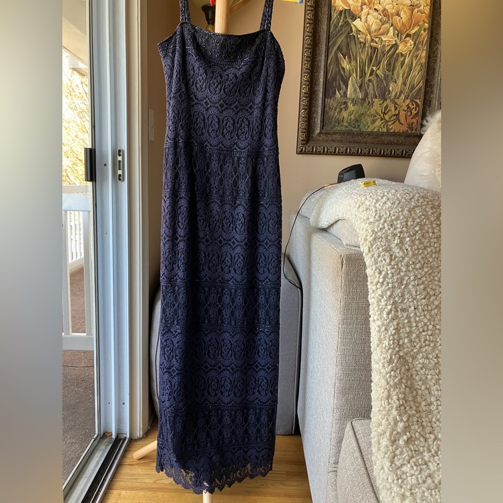 Rimini by Shaw lace gown sz 8